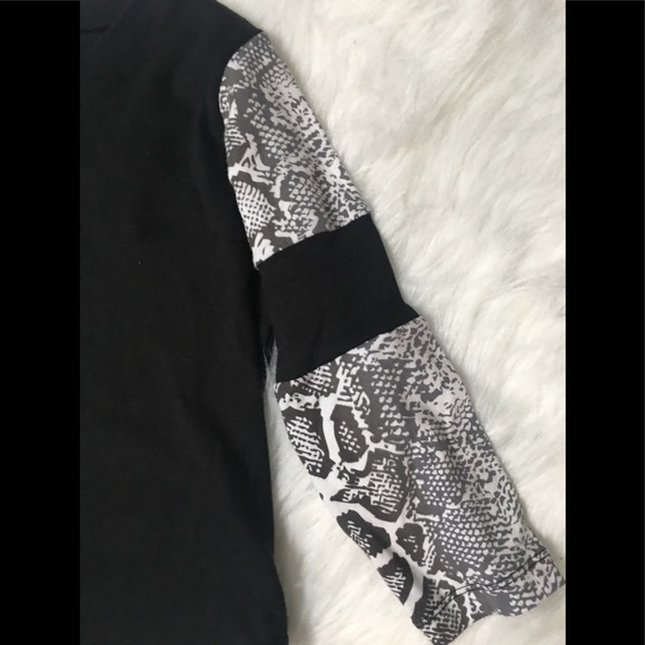 BNWT Size 4T Reignland Concept Asymmetrical Tee - Picture 2 of 4